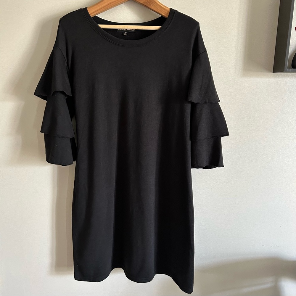Almost Famous 2X Black Tiered Ruffle Bell Sleeve Dress